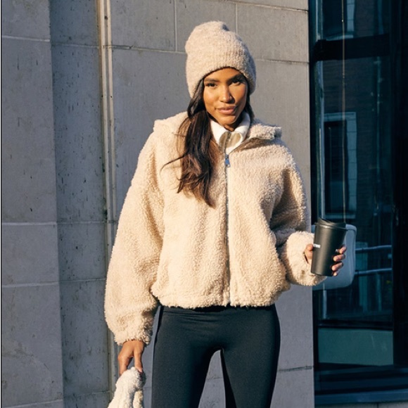 PrettyLittleThing Stone Zip Through Hooded Borg Jacket - Picture 2 of 9